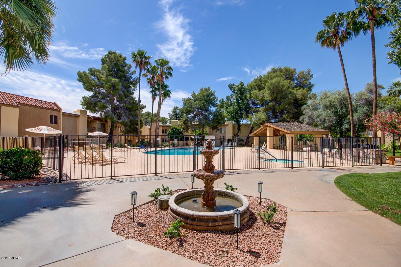 4201 East Camelback Road, Unit 72 Phoenix, AZ 85018 - Photo 3 of 33 Camelback (4)