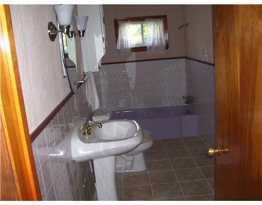 608 Butler Road Kittanning, PA 16201 - Photo 8 of 9 Master Bath/Spa.
