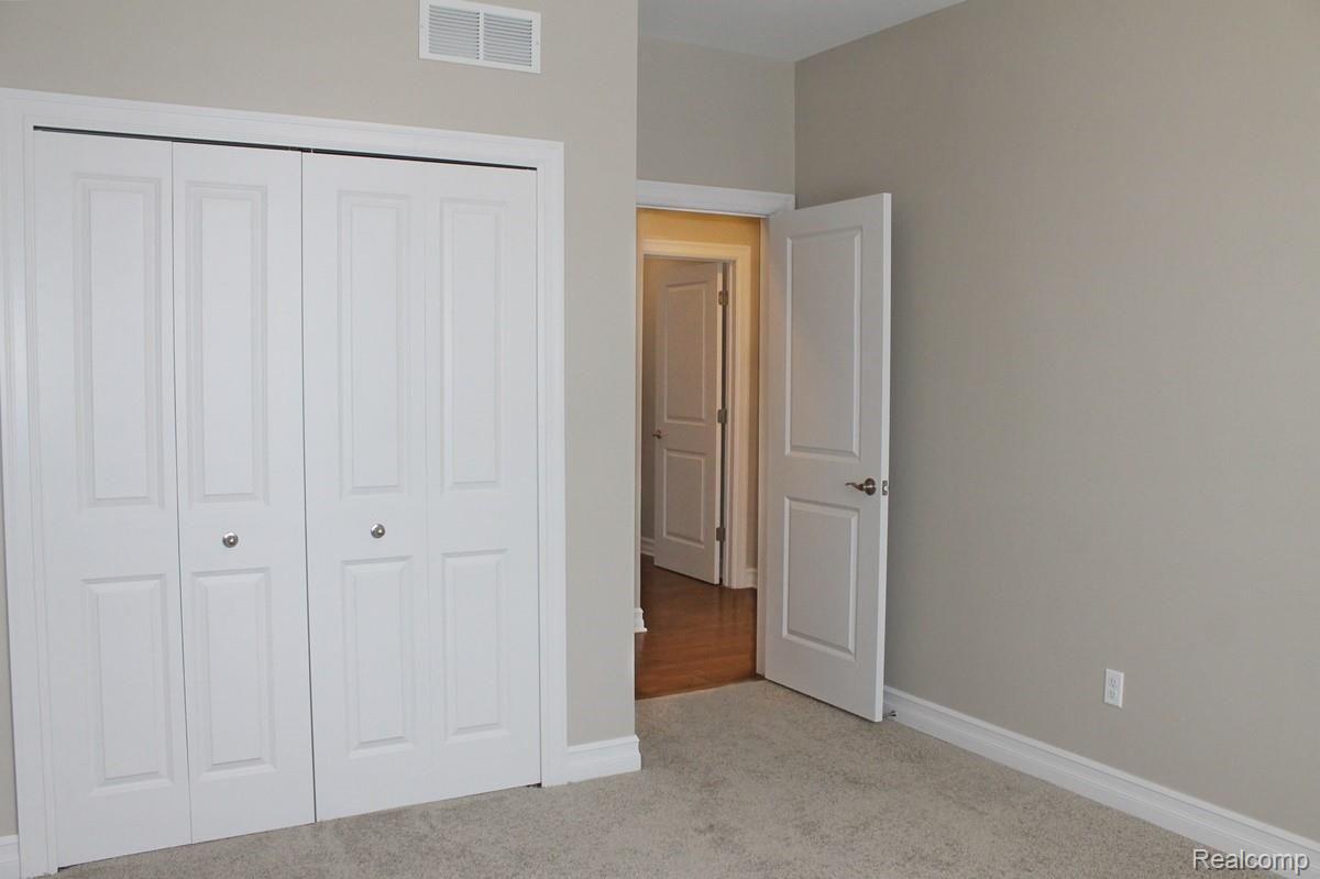 43483 Saltz Road Canton, MI 48187 - Photo 29 of 57 IMG_4267.JPG