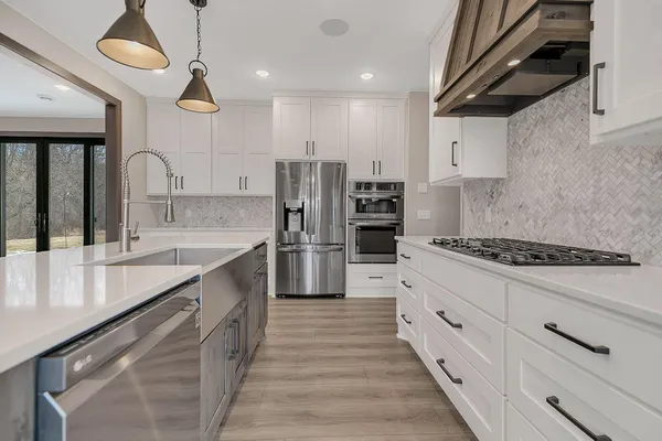 $899,900 | 504 Northern Mdws Lane, Sartell, MN 56377