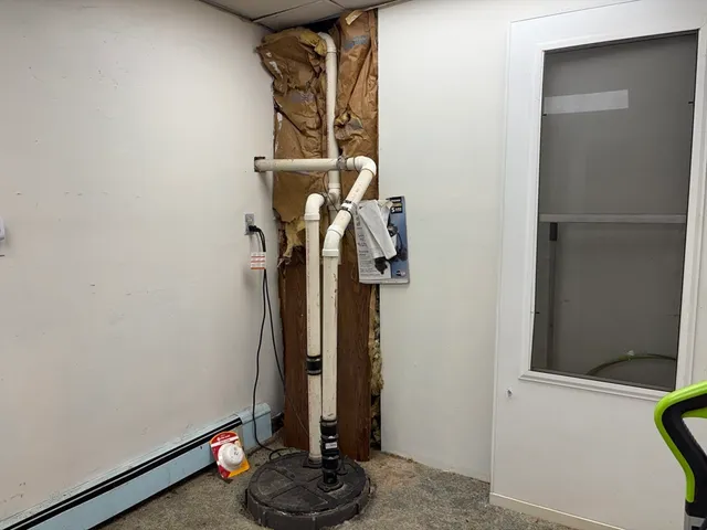 a view of walk in closet