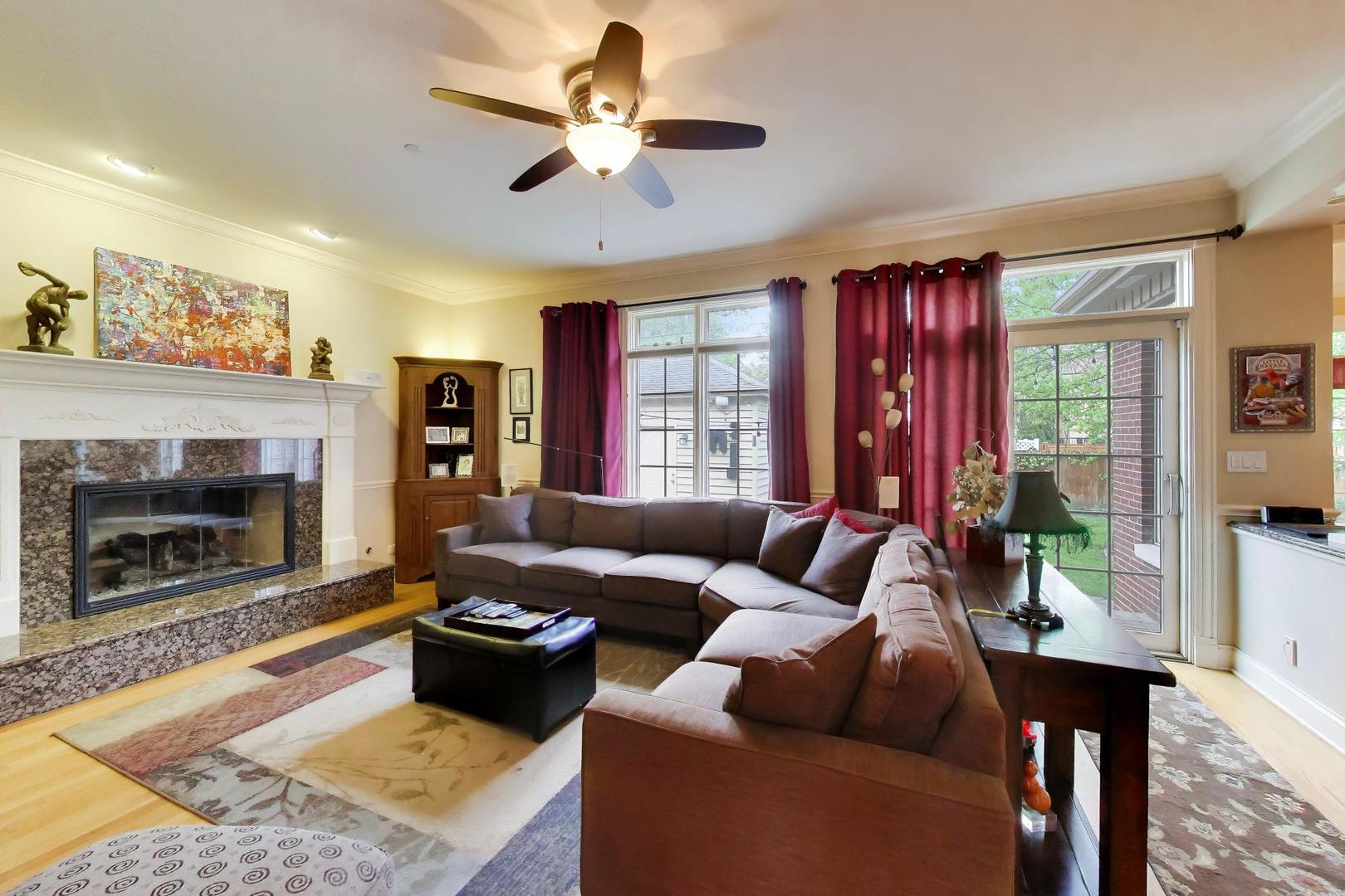 327 South Knight Avenue Park Ridge, IL 60068 - Photo 14 of 40