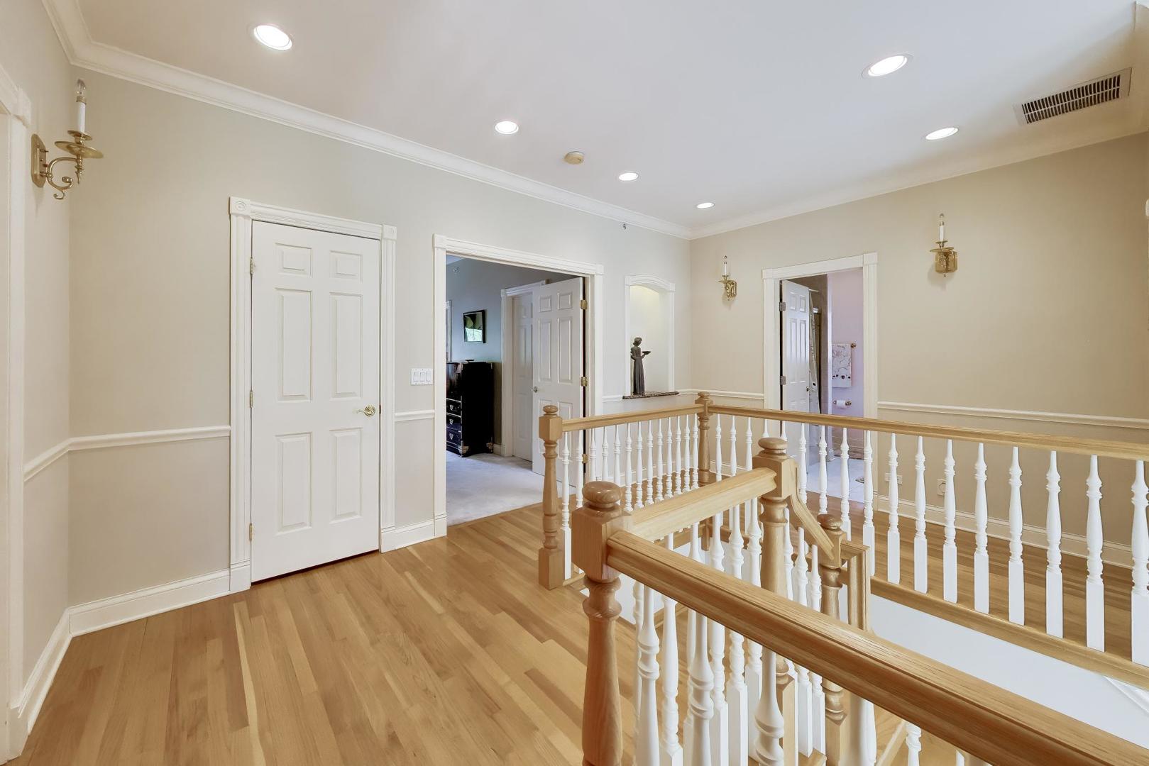 327 South Knight Avenue Park Ridge, IL 60068 - Photo 21 of 40
