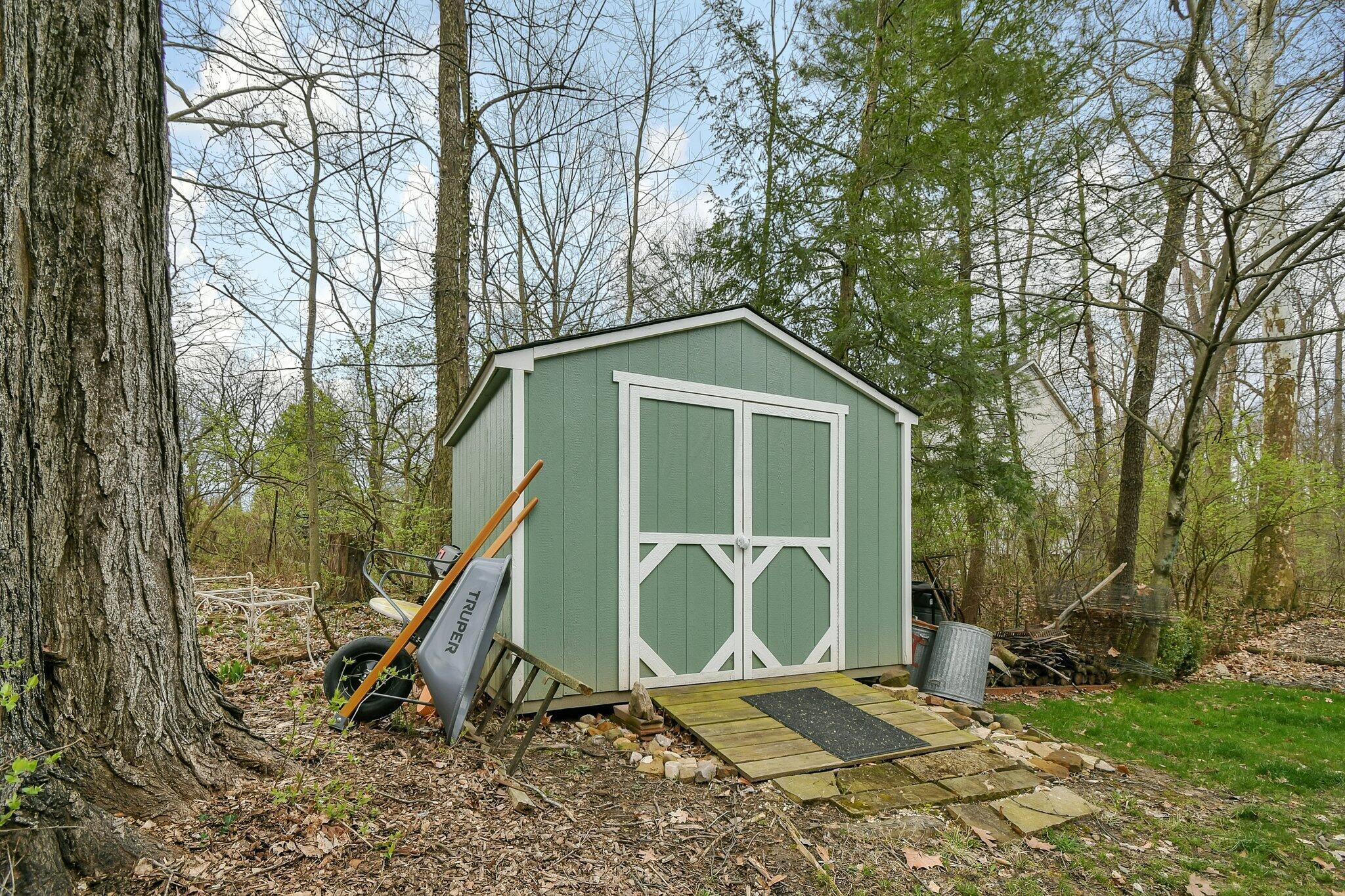 829 Brice Road Columbus, OH 43213 - Photo 38 of 45 36-web-or-mls-829-brice-rd
