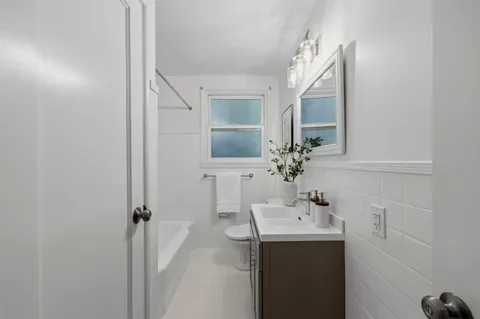 $1,988,000 | 731 26th Avenue, San Mateo, CA 94403