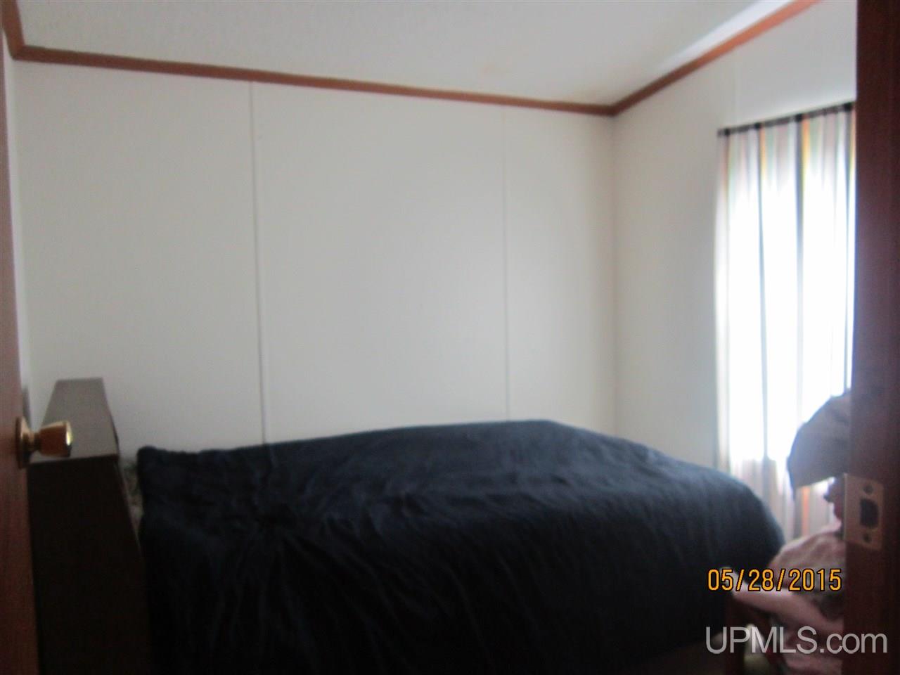 E21790 Ridge Road Grand Marais, MI 49839 - Photo 8 of 12 Gallery Image 8