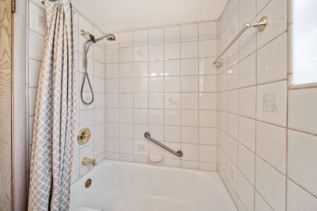 $379,900 | 7230 West Greenleaf Avenue, Chicago, IL 60631