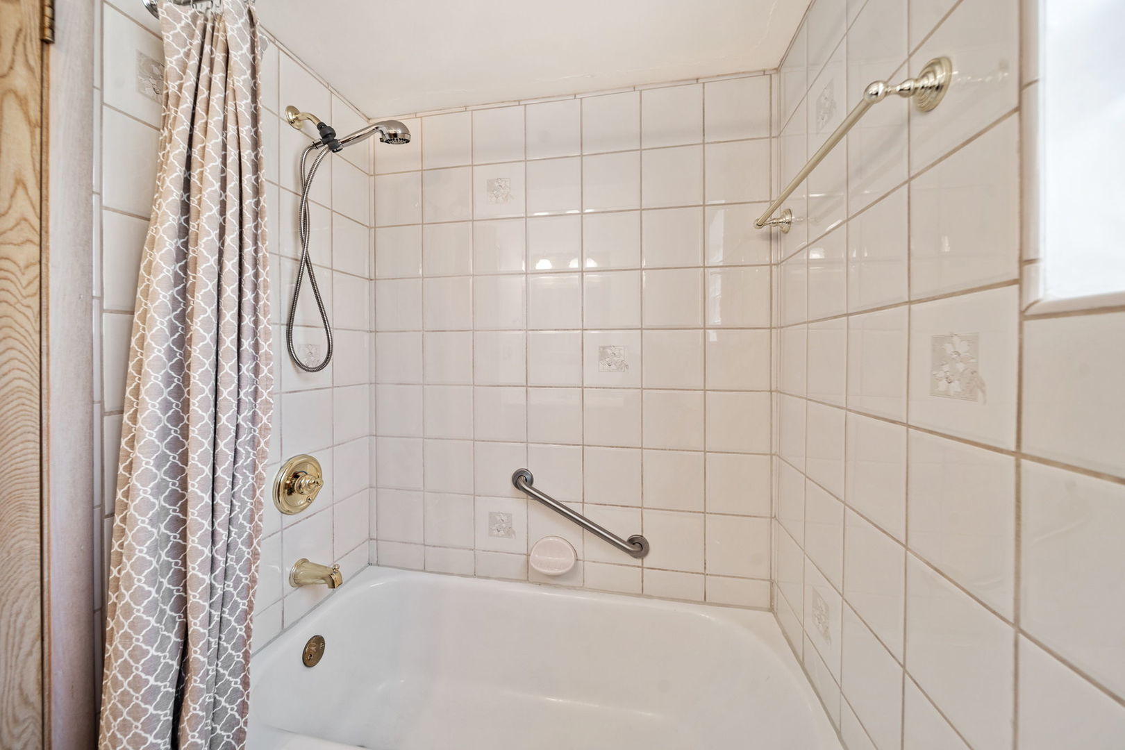 7230 West Greenleaf Avenue Chicago, IL 60631 - Photo 16 of 20