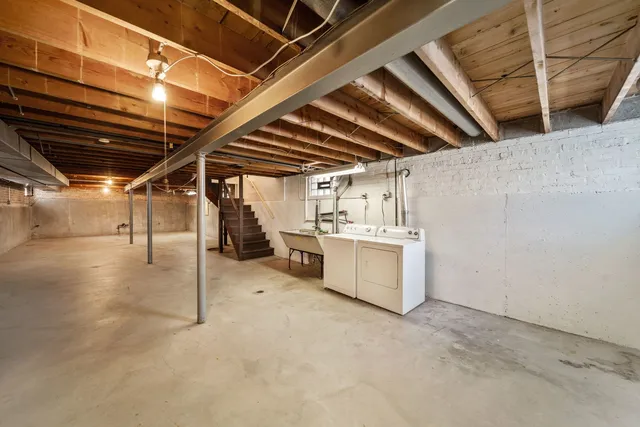 $379,900 | 7230 West Greenleaf Avenue, Chicago, IL 60631