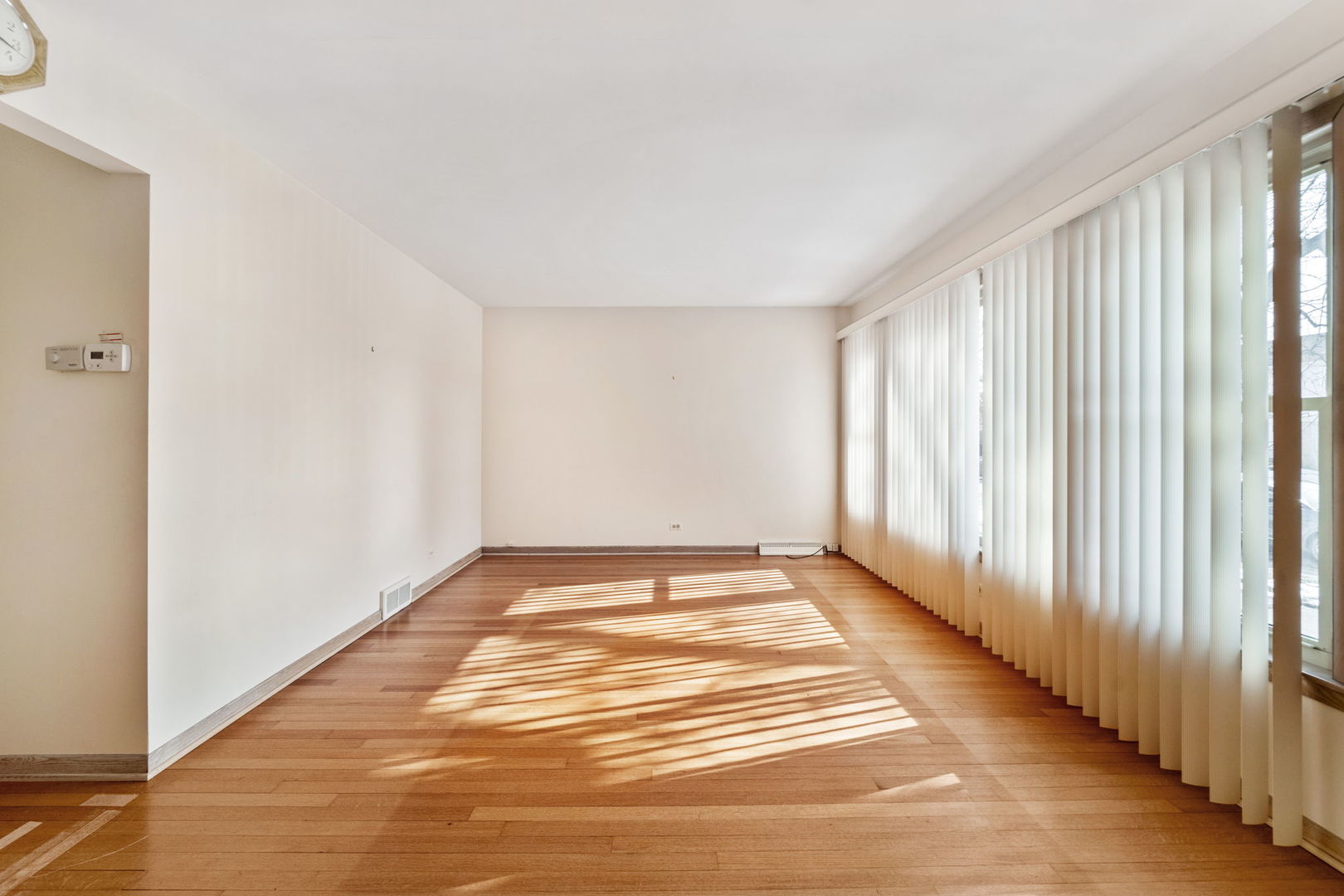 7230 West Greenleaf Avenue Chicago, IL 60631 - Photo 8 of 20