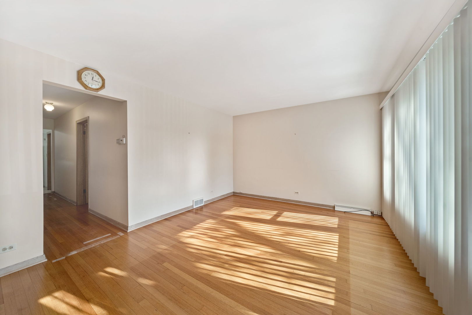 7230 West Greenleaf Avenue Chicago, IL 60631 - Photo 9 of 20