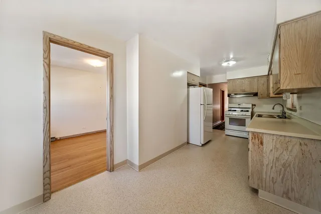 $379,900 | 7230 West Greenleaf Avenue, Chicago, IL 60631