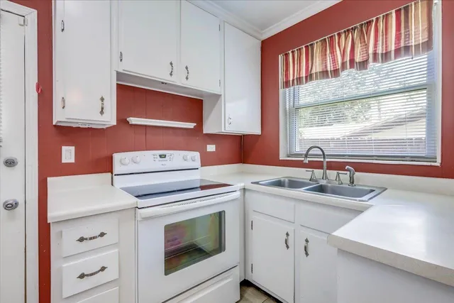 $227,900 | 1529 Live Oak Drive, Unit A, Tallahassee, FL 32301