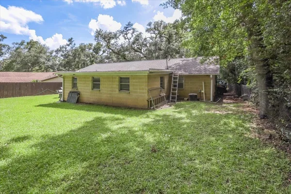 $227,900 | 1529 Live Oak Drive, Unit A, Tallahassee, FL 32301