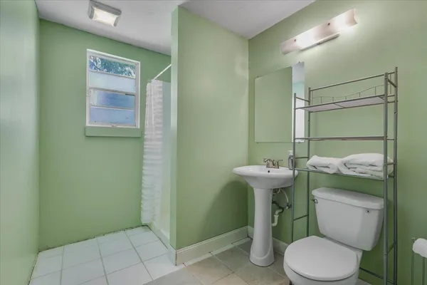 $227,900 | 1529 Live Oak Drive, Unit A, Tallahassee, FL 32301