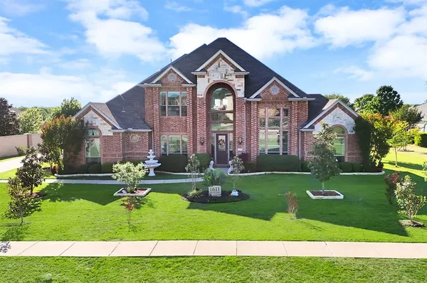 $699,000 | 1611 Mustang Court, Cedar Hill, TX 75104