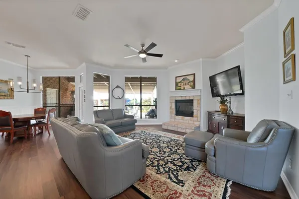 $699,000 | 1611 Mustang Court, Cedar Hill, TX 75104