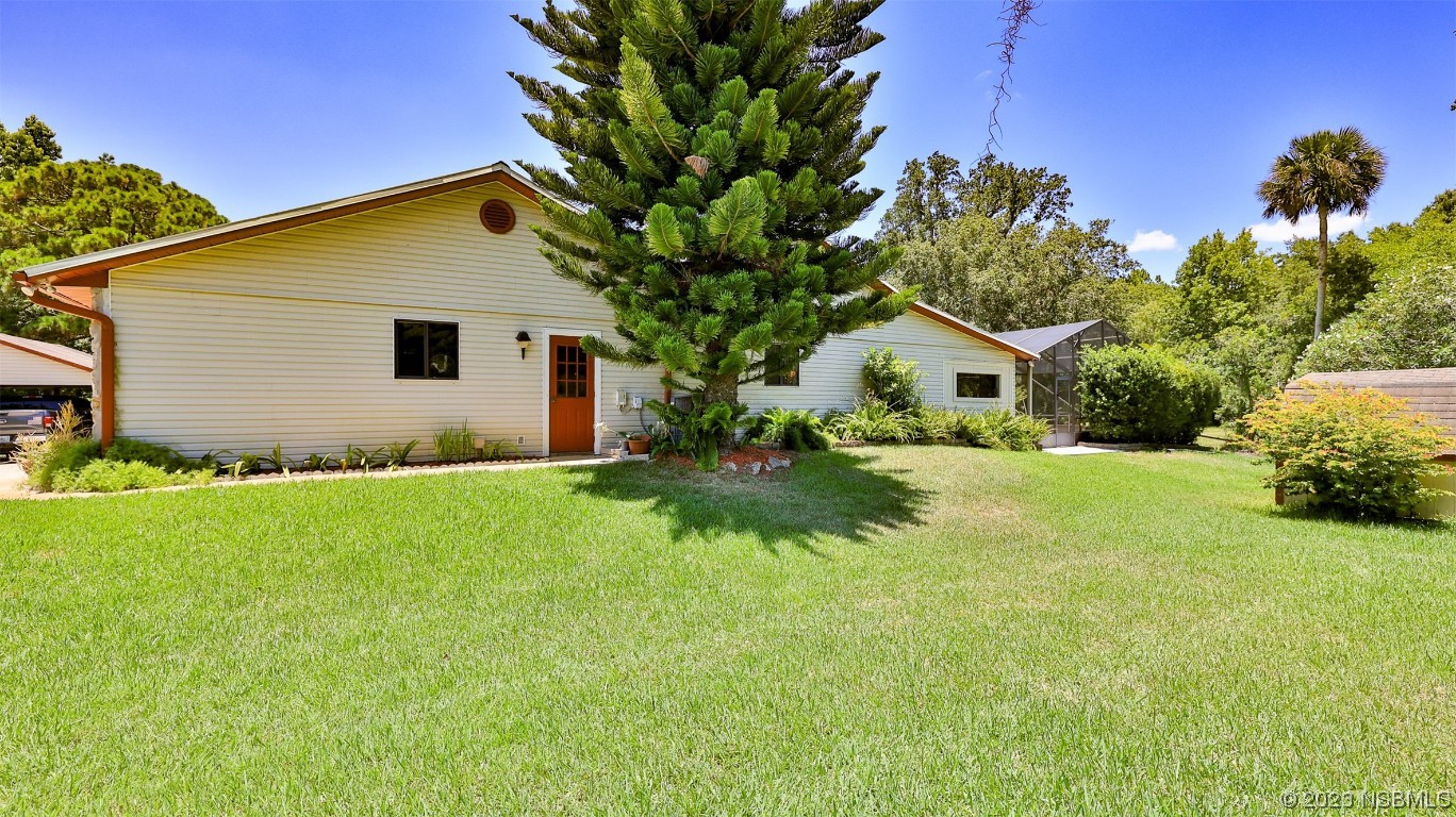 1142 Volco Road Edgewater, FL 32141 - Photo 4 of 27 Gallery Image 4