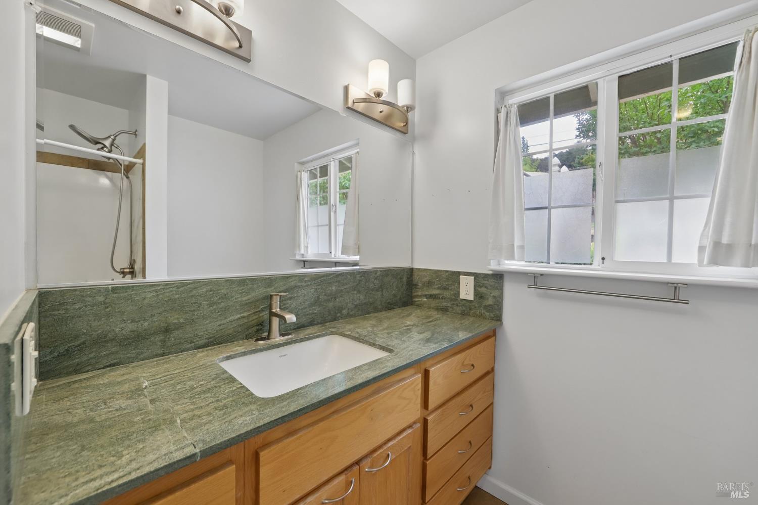 5423 Pepperwood Road Santa Rosa, CA 95409 - Photo 13 of 55