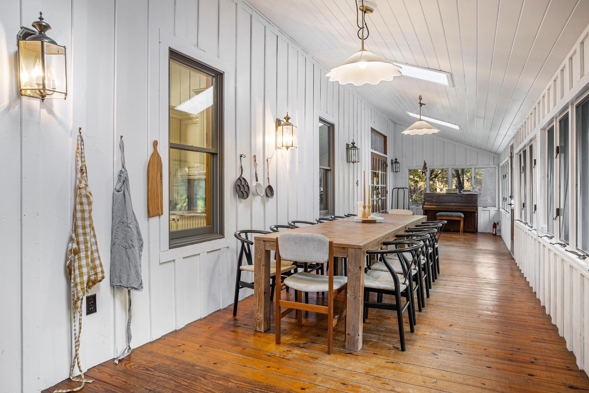 144 Parksville Road Benton, TN 37307 - Photo 16 of 64 a view of a dining room with furniture and wooden floor