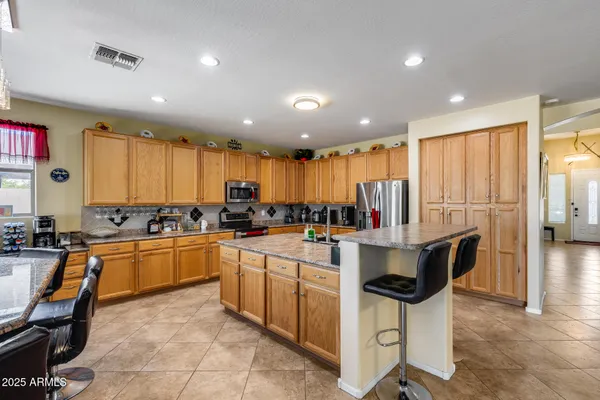 $675,000 | 7604 North 87th Drive, Glendale, AZ 85305