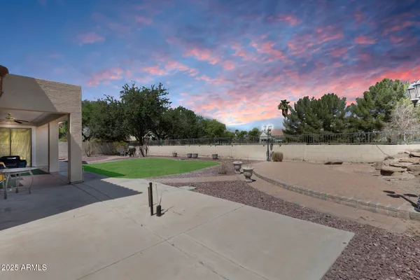 $675,000 | 7604 North 87th Drive, Glendale, AZ 85305