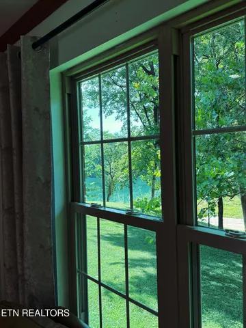 $649,000 | 160 Lone River Lane, Clinton, TN 37716