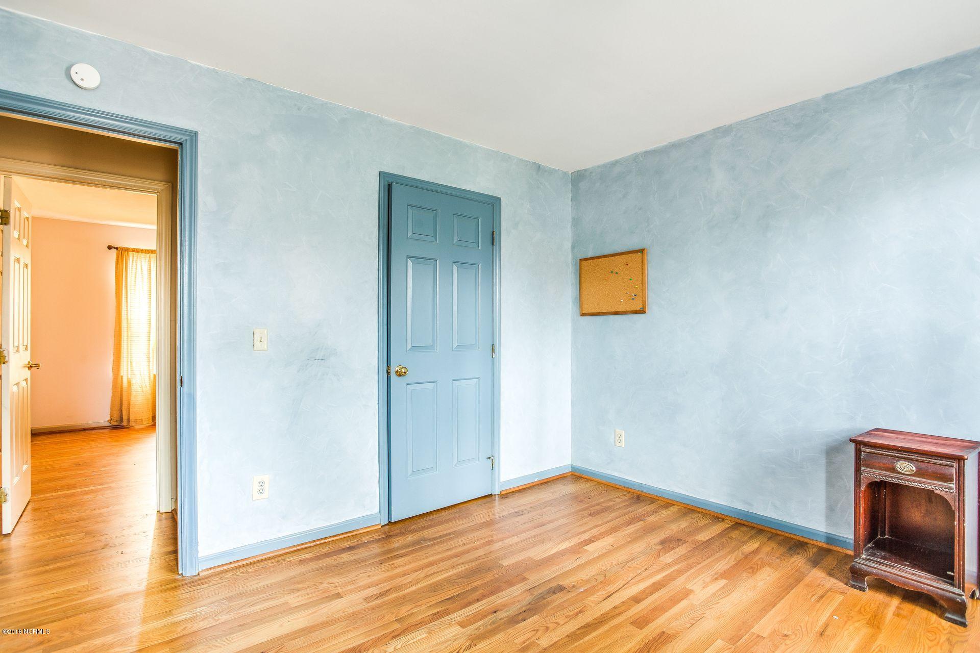 6614 Creek Ridge Road Wilmington, NC 28411 - Photo 19 of 29 20