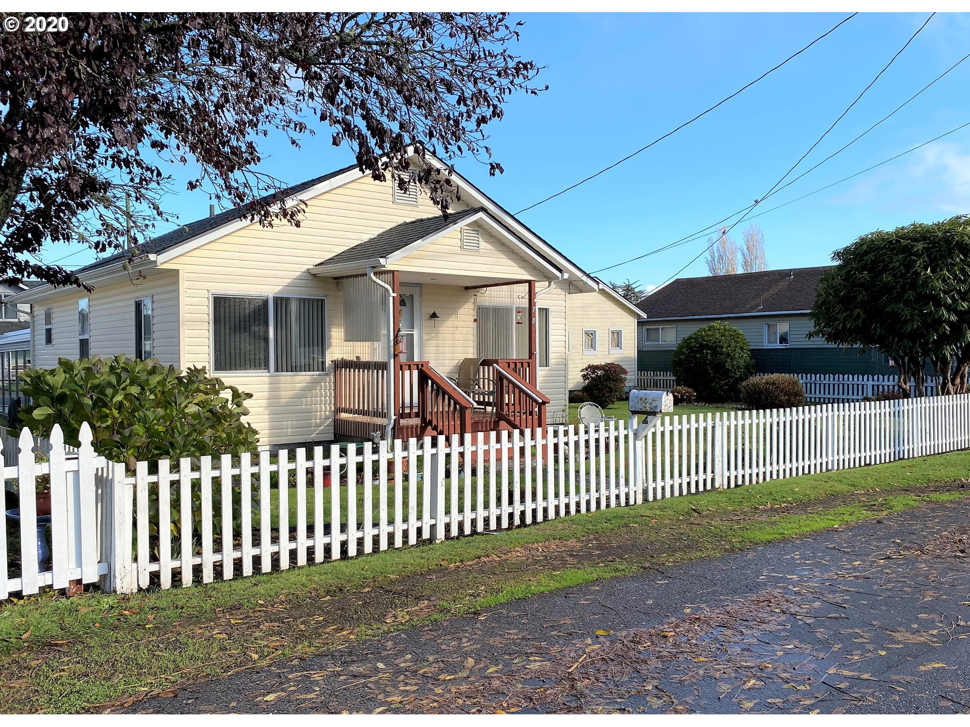783 Laurel Avenue Reedsport, OR 97467 - Photo 1 of 24 Gallery Image 1
