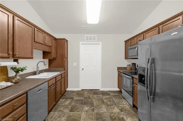 $265,000 | 706 Chas Court, High Point, NC 27265