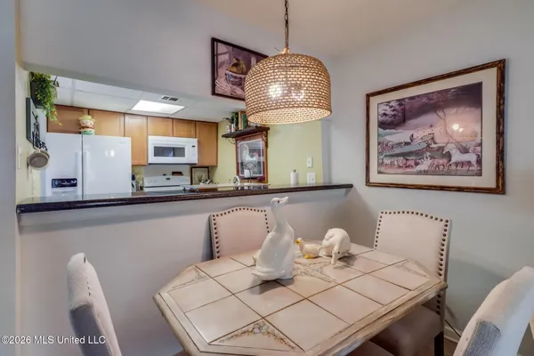 $124,000 | 3230 Cumberland Road, Unit 54, Ocean Springs, MS 39564
