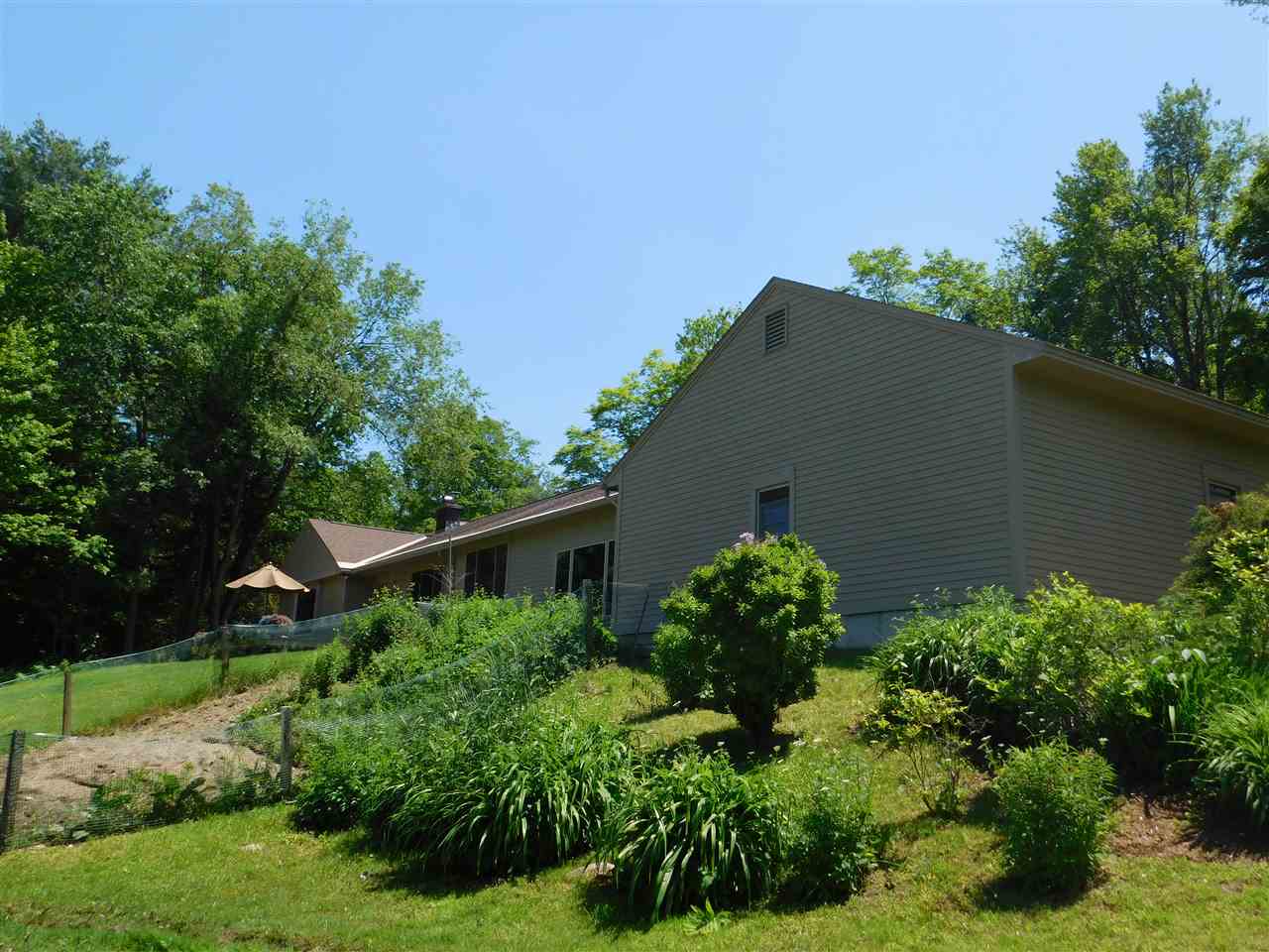 542 Breezy Hill Road Springfield, VT 05156 - Photo 27 of 34
