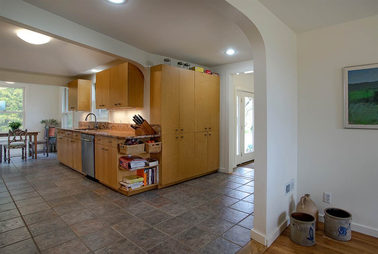 542 Breezy Hill Road Springfield, VT 05156 - Photo 7 of 34