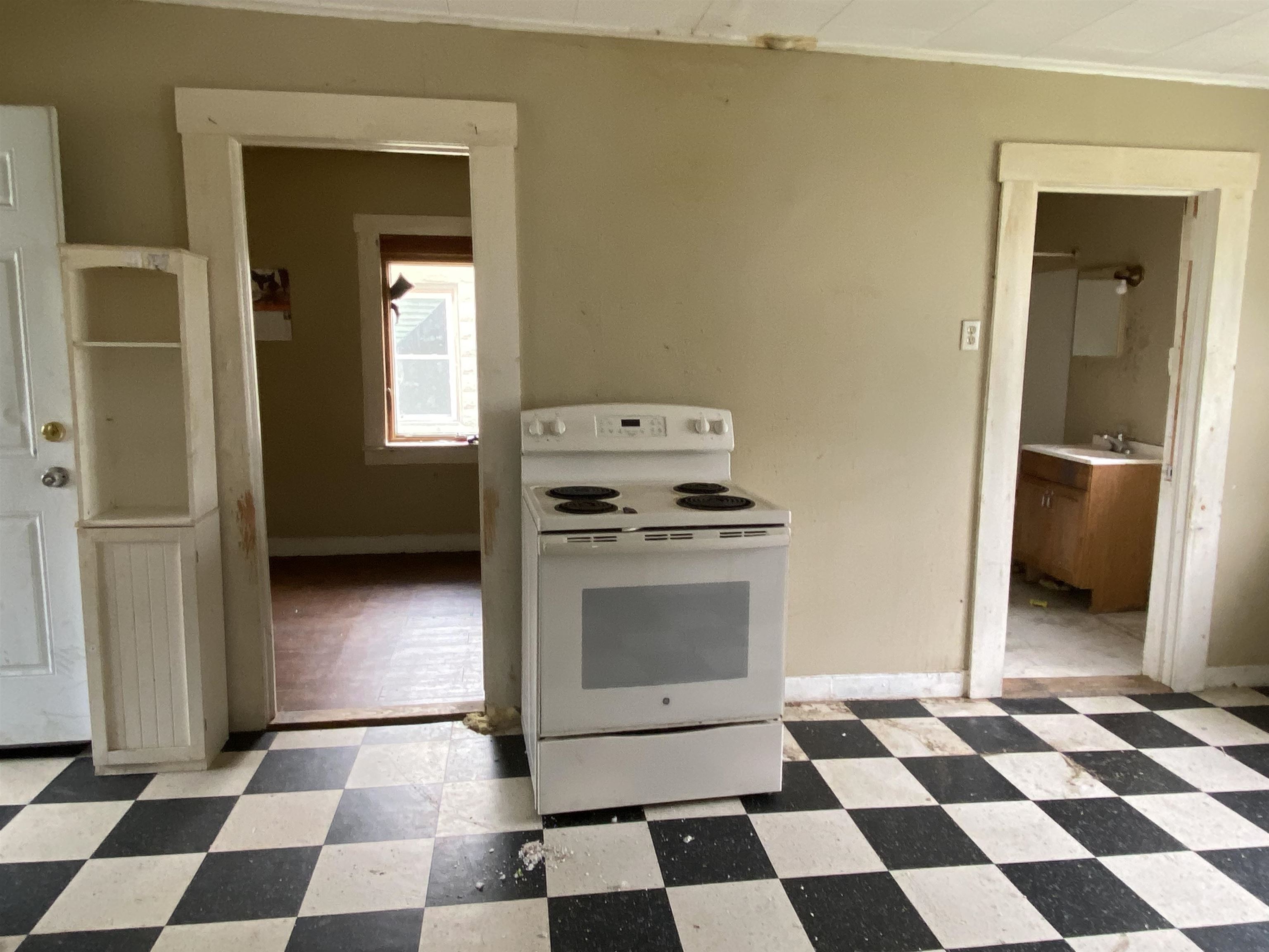30 Meadow Street Rutland, VT 05701 - Photo 7 of 17