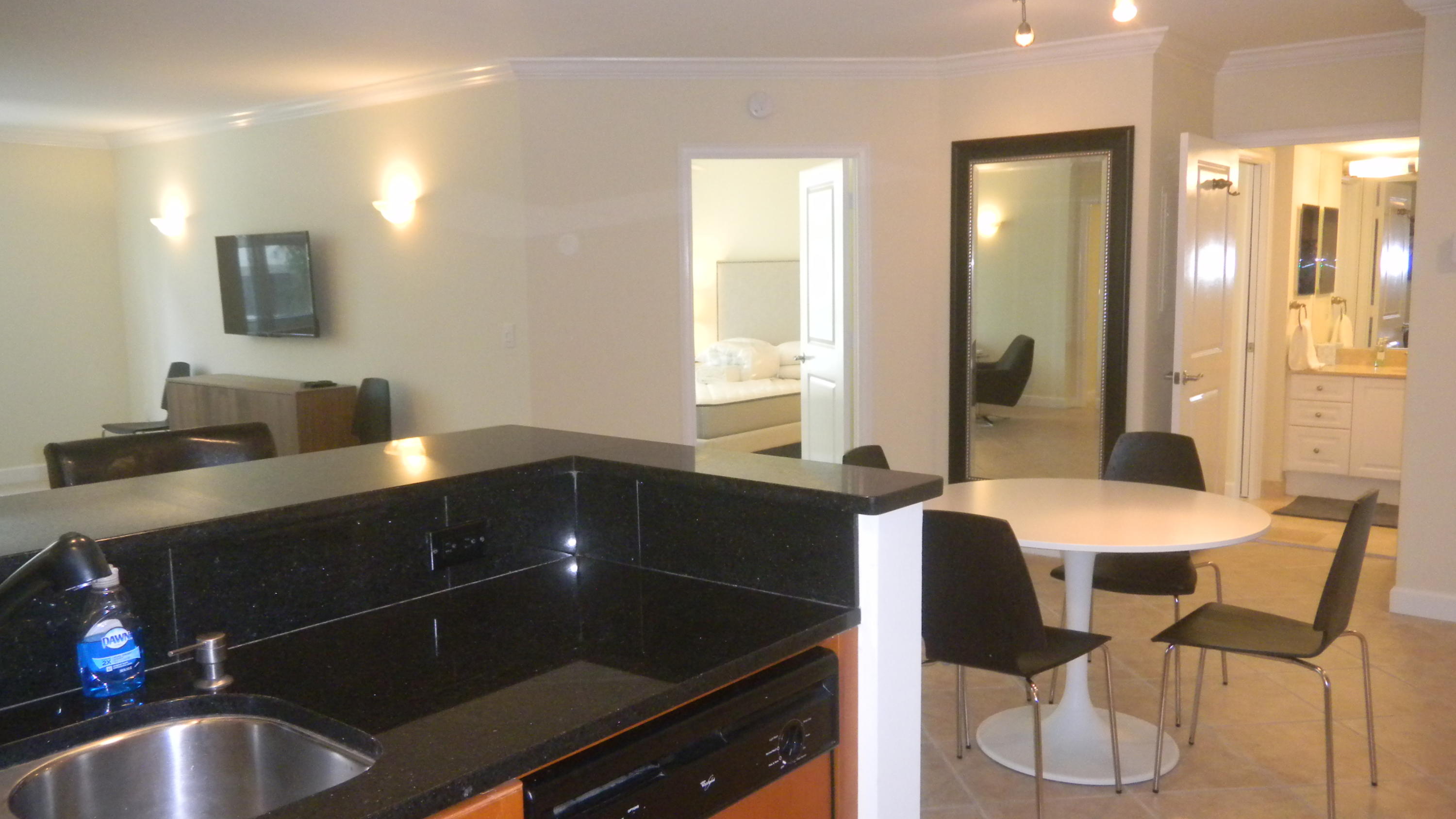 99 Southeast Mizner Boulevard, Unit 343 Boca Raton, FL 33432 - Photo 11 of 40 Dining Room