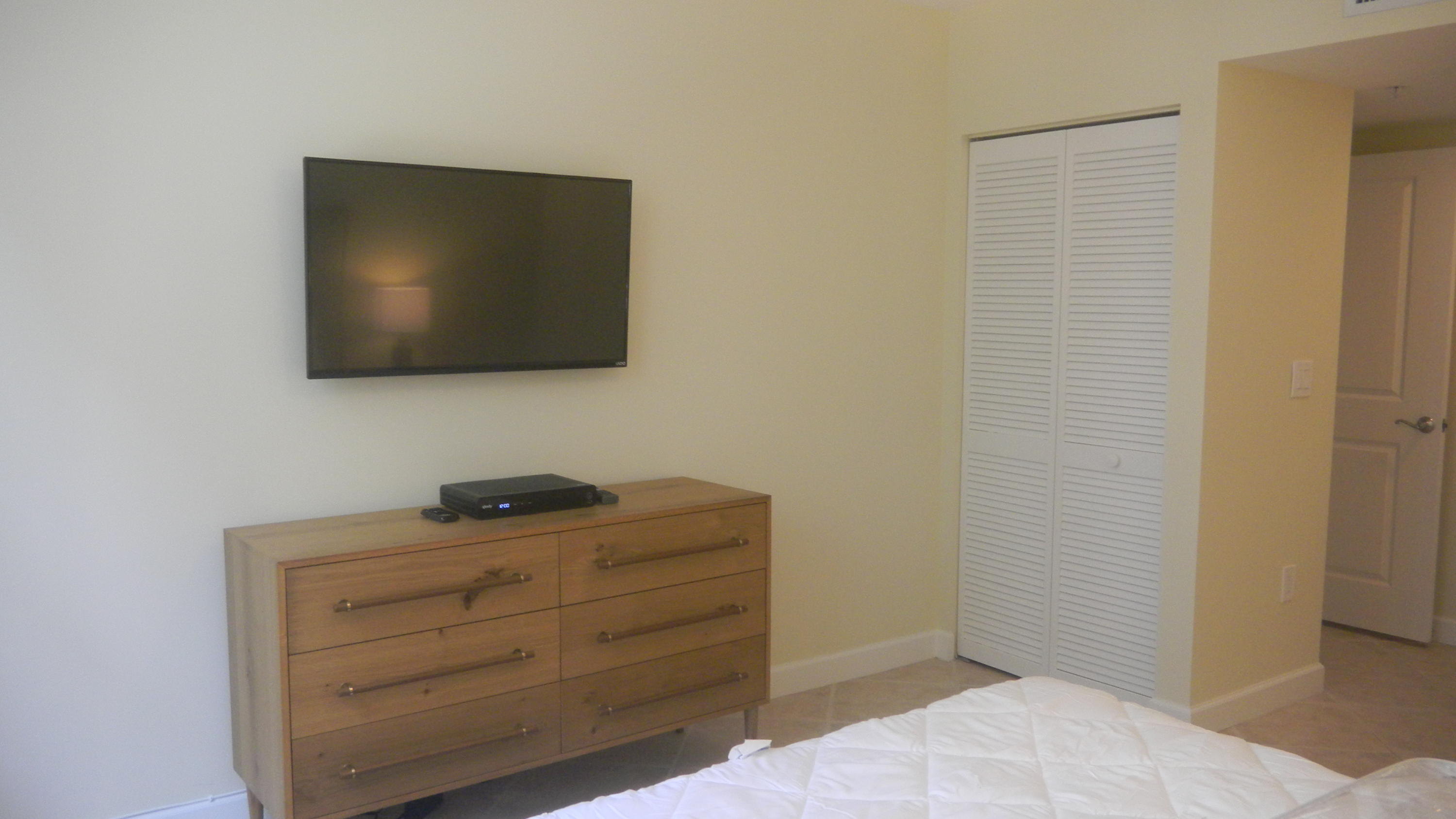 99 Southeast Mizner Boulevard, Unit 343 Boca Raton, FL 33432 - Photo 15 of 40 Master Bedroom