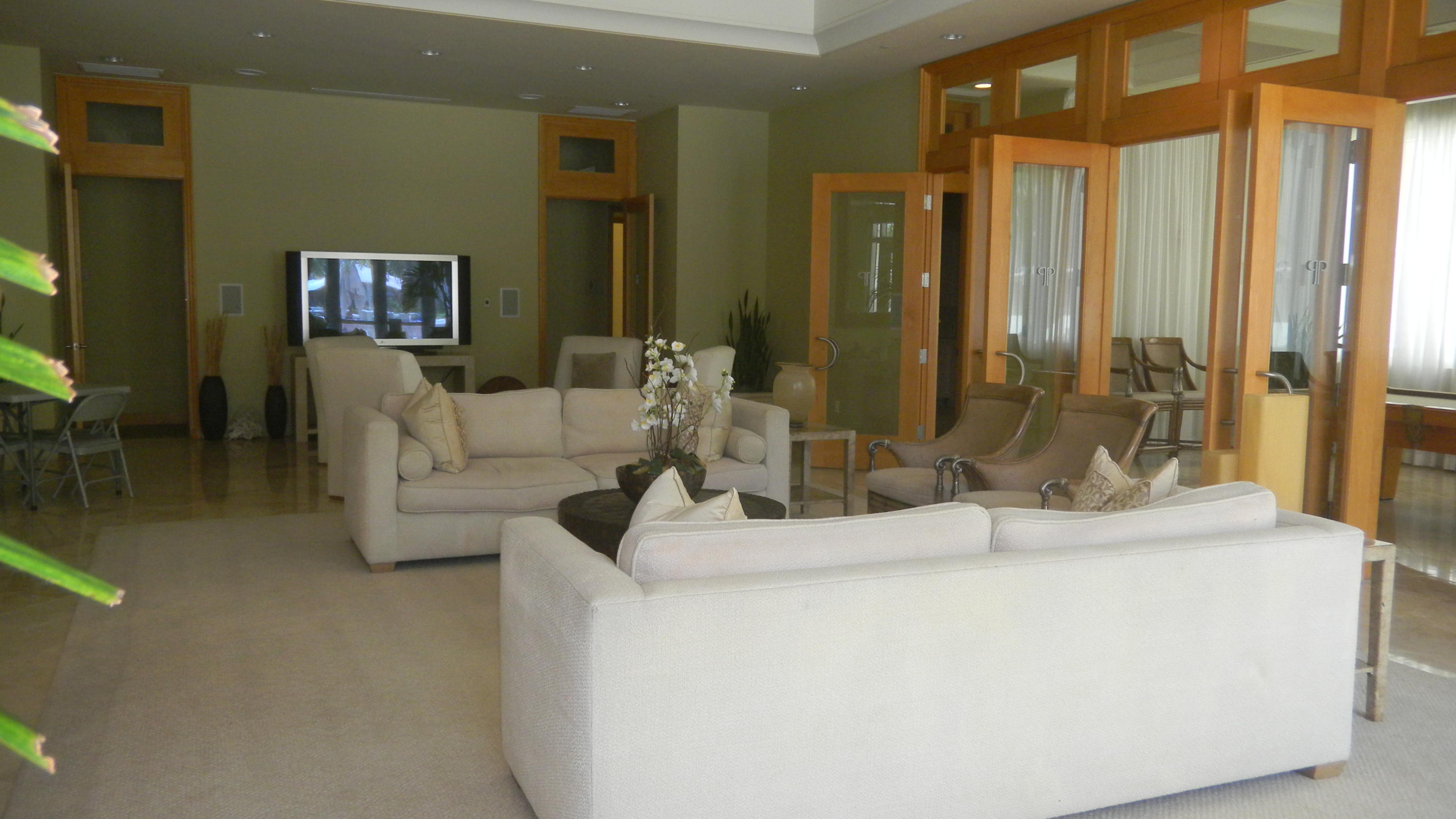 99 Southeast Mizner Boulevard, Unit 343 Boca Raton, FL 33432 - Photo 35 of 40 Club Room