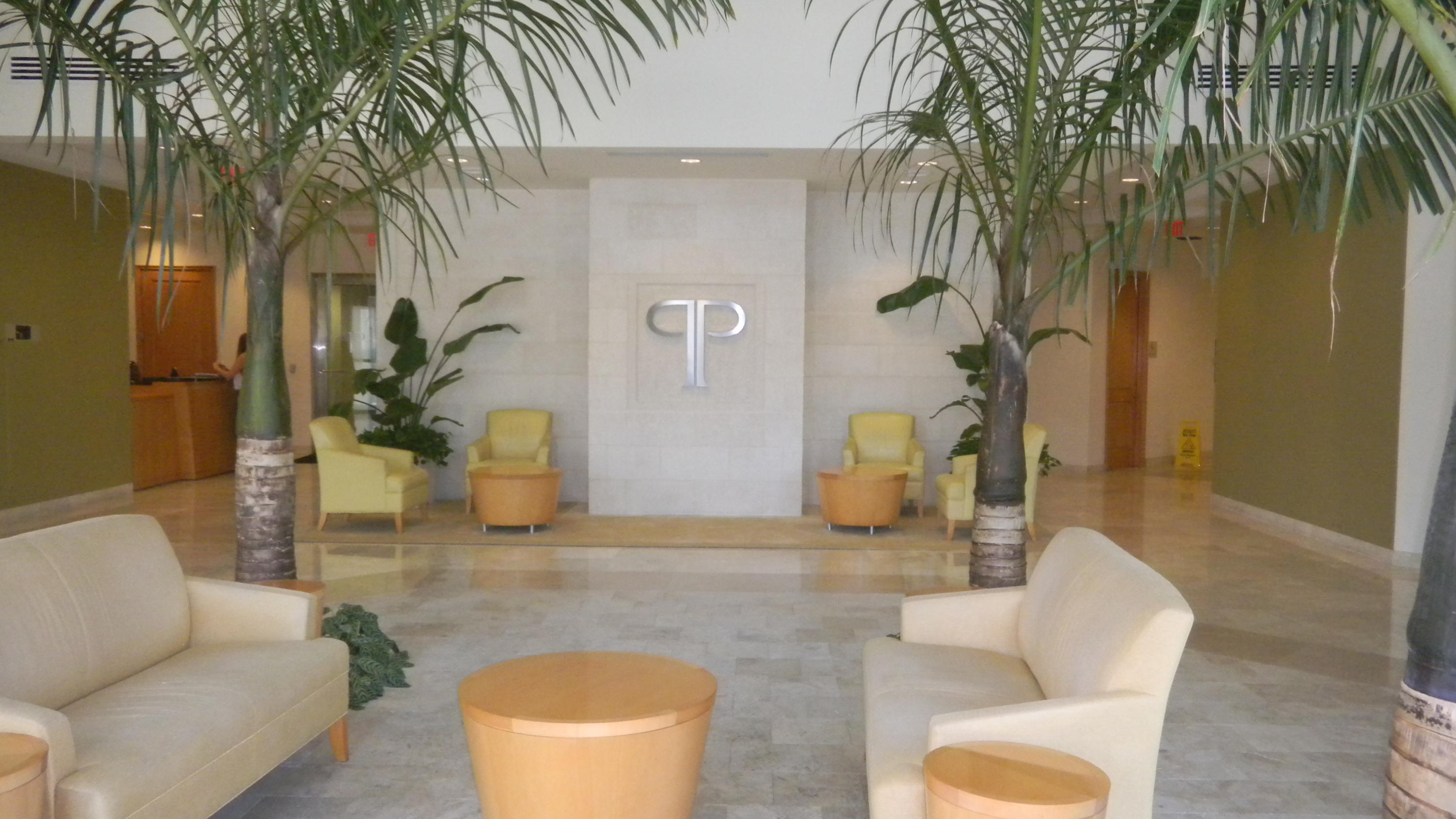 99 Southeast Mizner Boulevard, Unit 343 Boca Raton, FL 33432 - Photo 39 of 40 Front Lobby