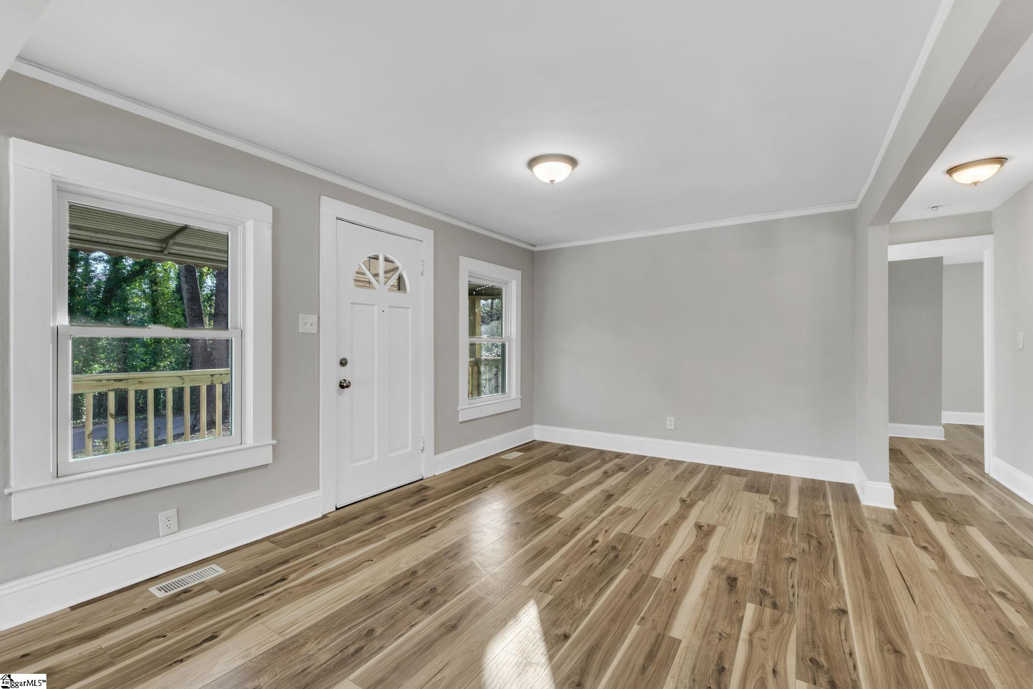 339 Briarcliff Road Spartanburg, SC 29301 - Photo 4 of 25 Gallery Image 4