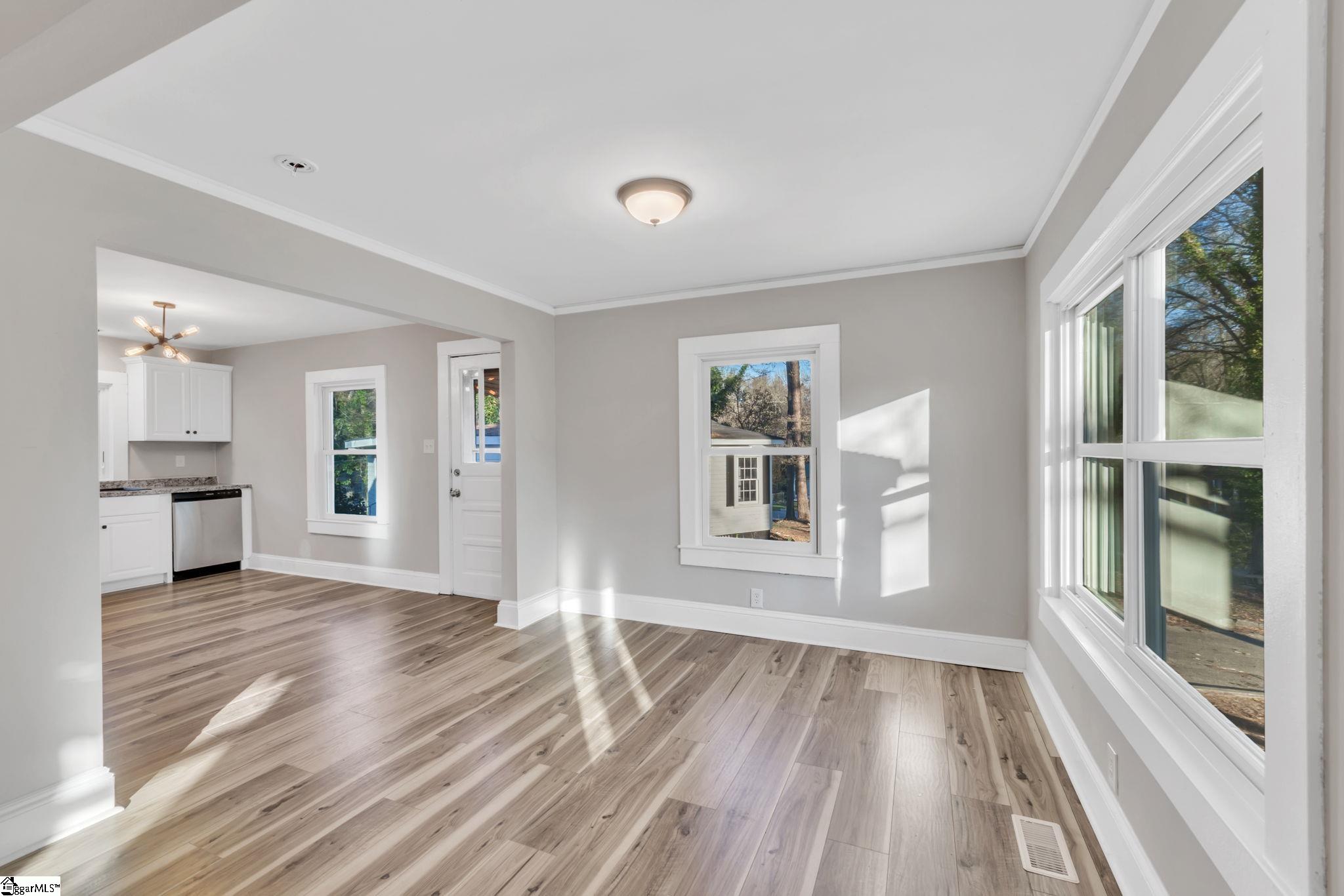 339 Briarcliff Road Spartanburg, SC 29301 - Photo 7 of 25 Gallery Image 7