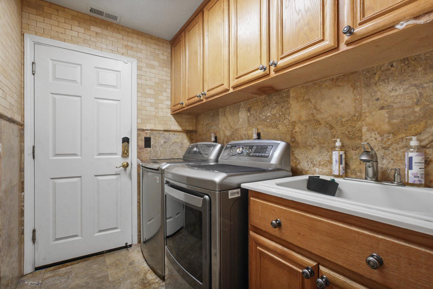 482 Quail Run Circle Tracy, CA 95377 - Photo 20 of 52 Downstairs Laundry Room
