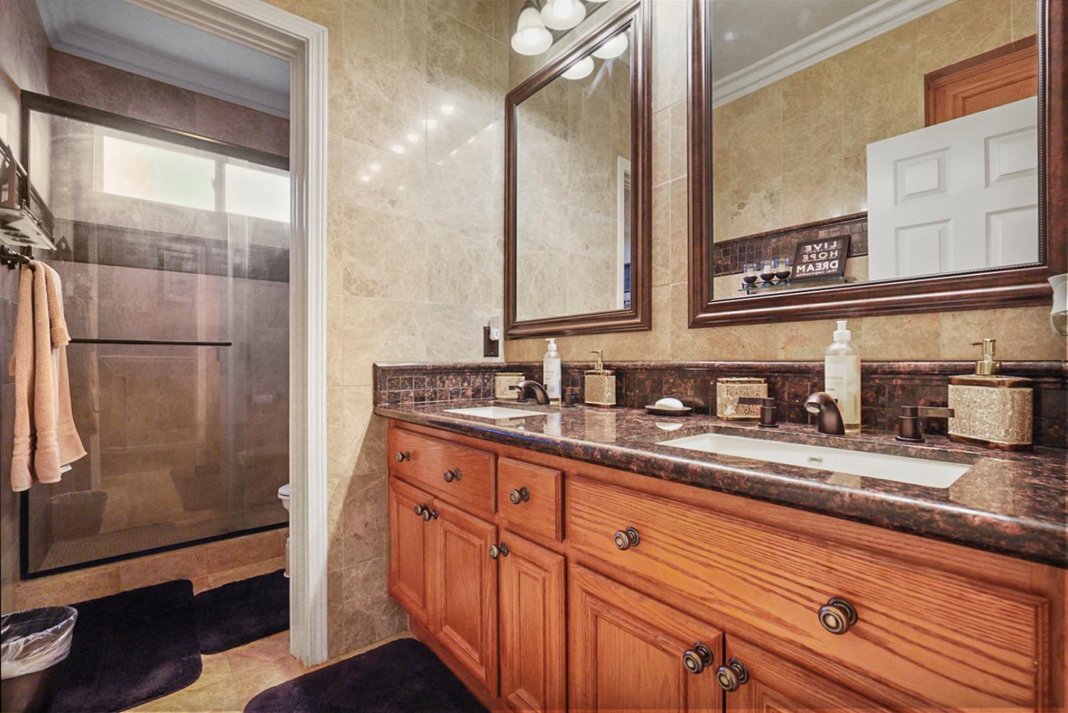 482 Quail Run Circle Tracy, CA 95377 - Photo 29 of 52 Upstairs Guest Full Bathroom