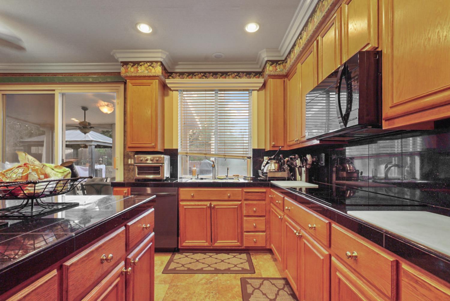 482 Quail Run Circle Tracy, CA 95377 - Photo 10 of 52