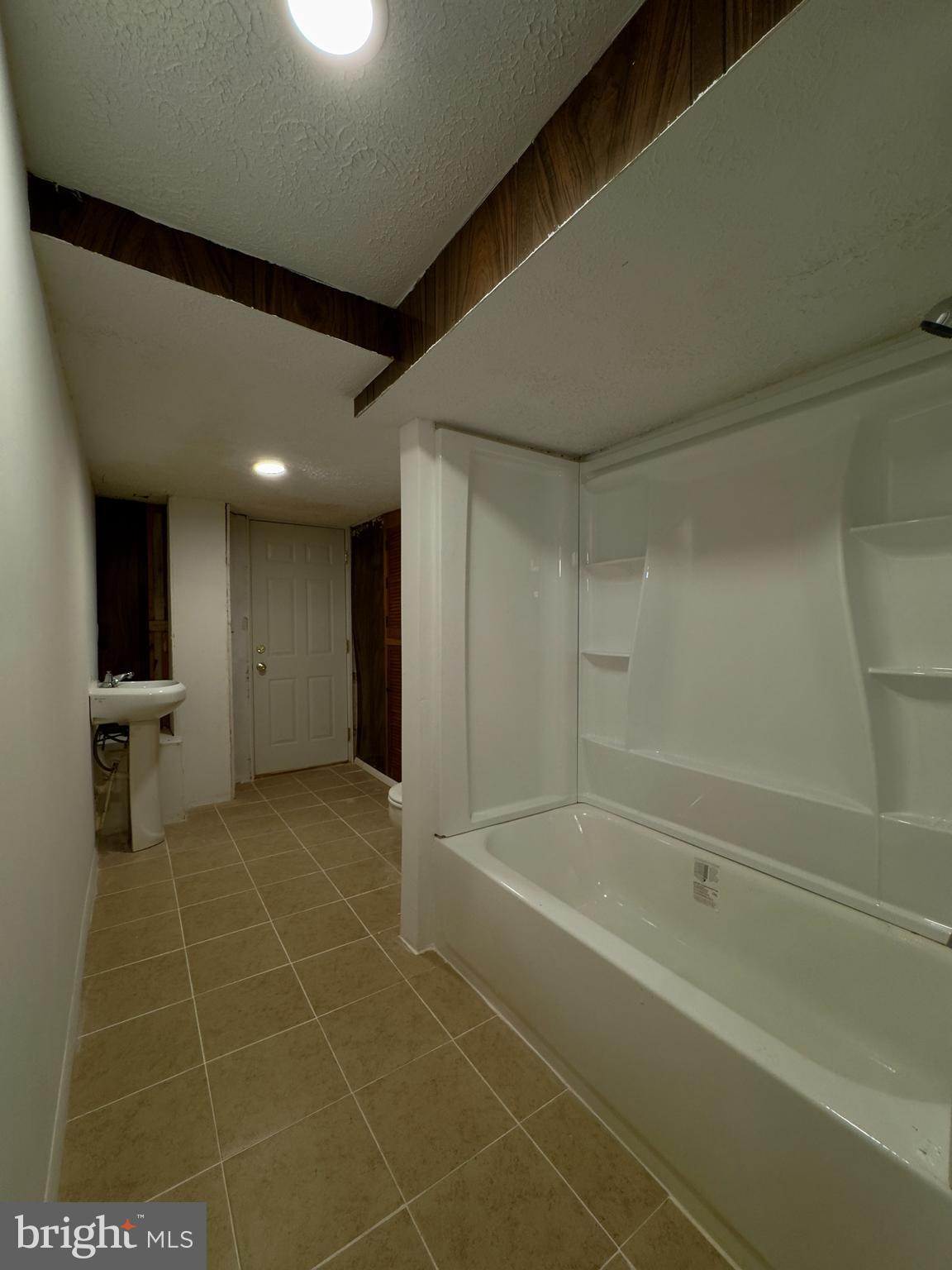 5676 Utrecht Road Baltimore, MD 21206 - Photo 16 of 30