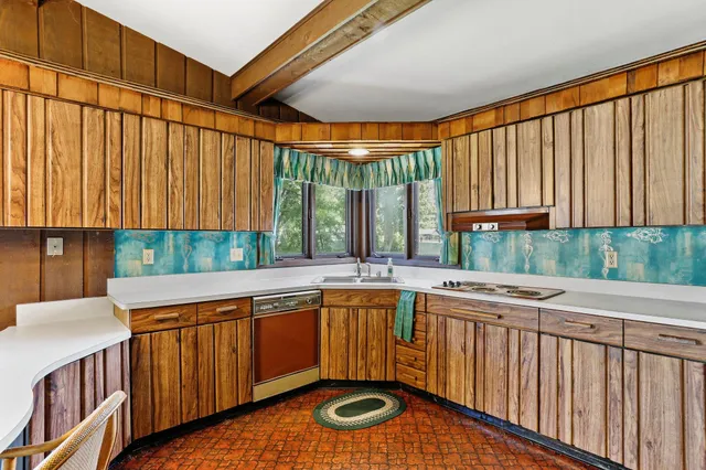 $699,900 | 6411 Winnequah Road, Monona, WI 53716