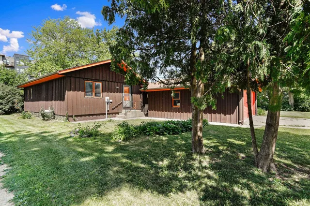 $699,900 | 6411 Winnequah Road, Monona, WI 53716