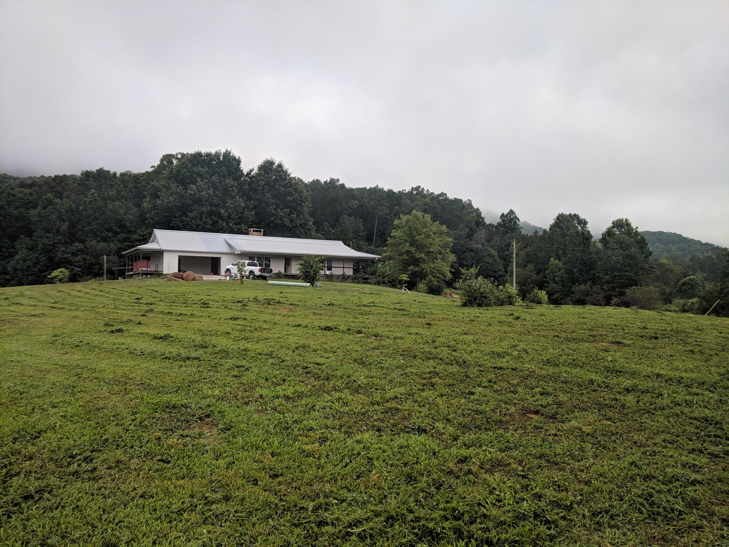 3267 Dutch Valley Road Clinton, TN 37716 - Photo 4 of 38 IMG_20190803_091428