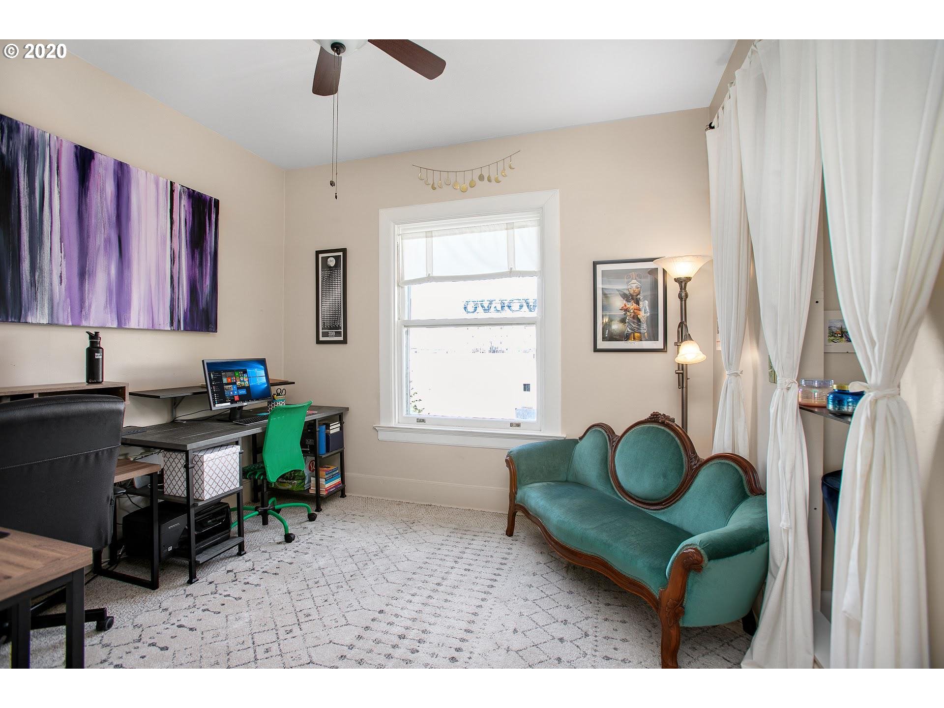 731 Southwest King Avenue, Unit 16 Portland, OR 97205 - Photo 19 of 27