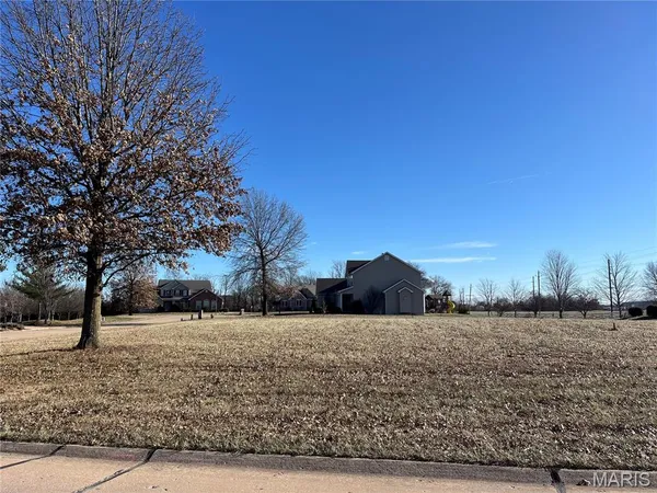 $49,000 | 408 Westridge Drive, Troy, MO 63379