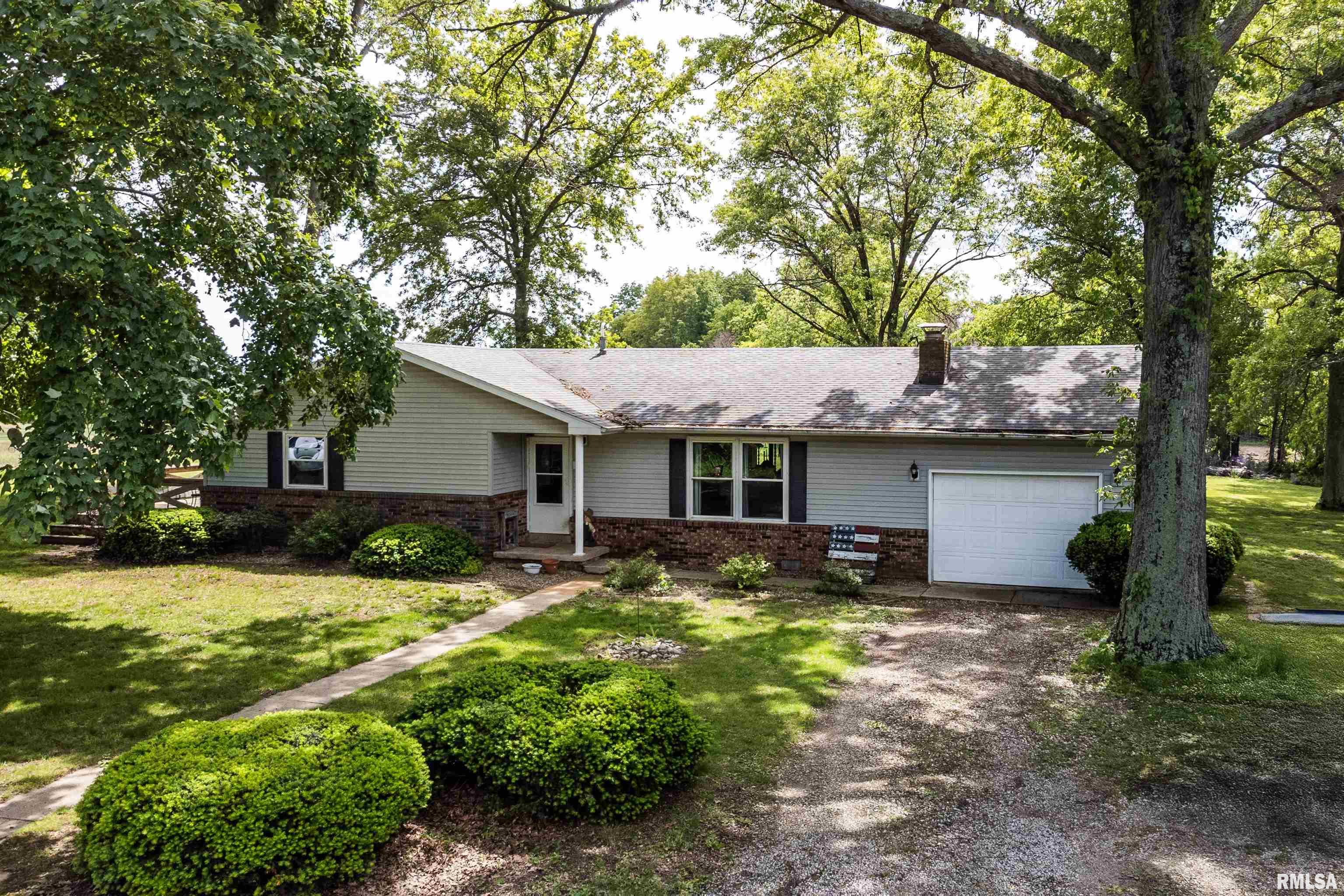 9502 Anglen Road Kinmundy, IL 62854 - Photo 8 of 25